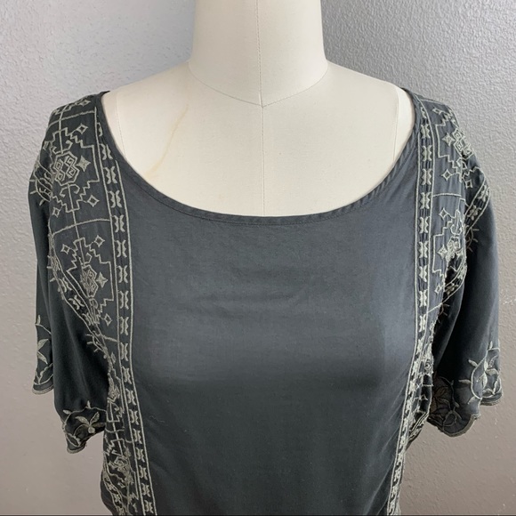 American Eagle Outfitters gray embroidered blouse - Picture 2 of 9